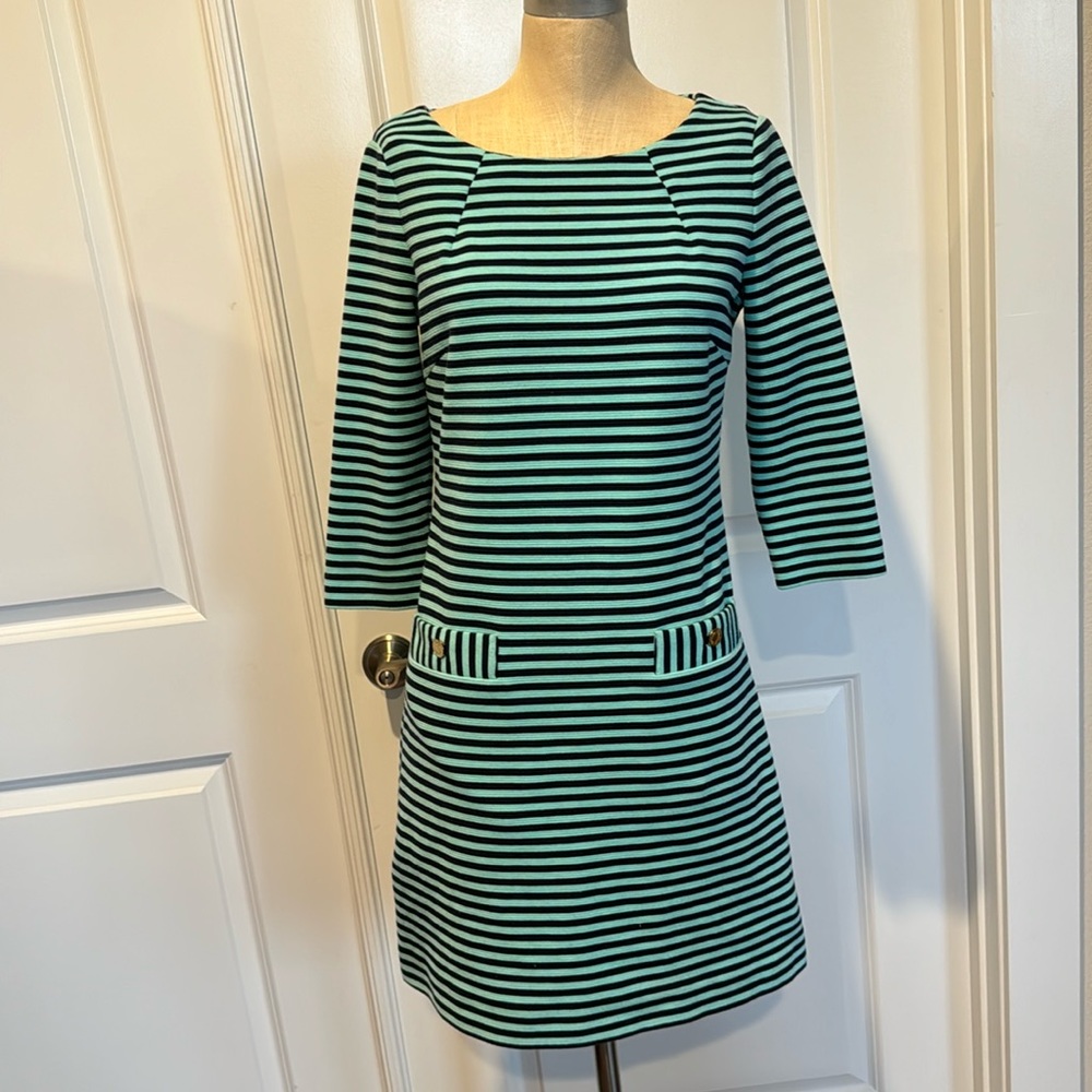 Lily Pulitzer Green & Blue Stripe Dress Size Medium Zipper on back side of Dress